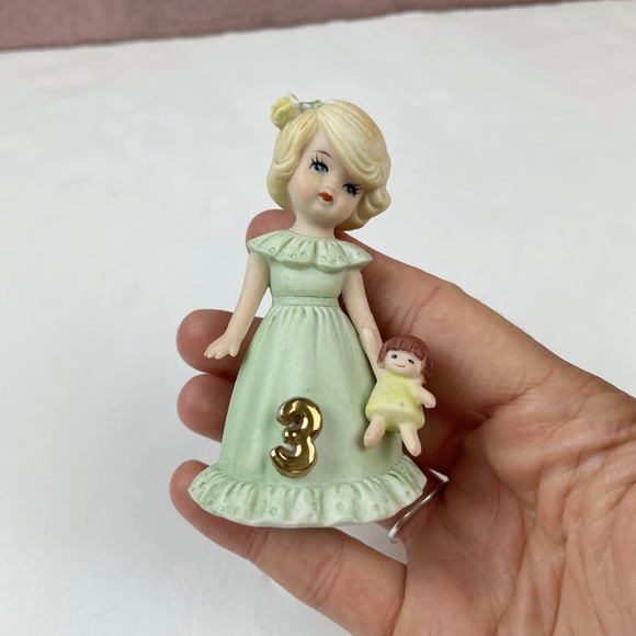 Vintage Growing Up Birthday Girl Enesco Figurine 3 - Picture 6 of 6